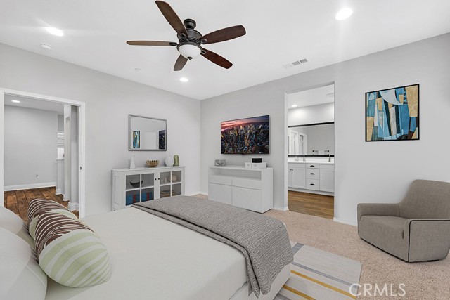 22104 Barrington Way, Saugus CA: https://media.crmls.org/medias/0d9d69e9-cdbc-4aac-a934-4557e9ca624f.jpg