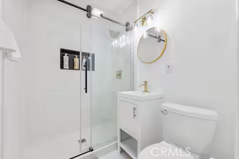https://media.crmls.org/medias/0d9d86dd-28b9-4be6-be06-a97417ae390d.jpg?preset=X-Large