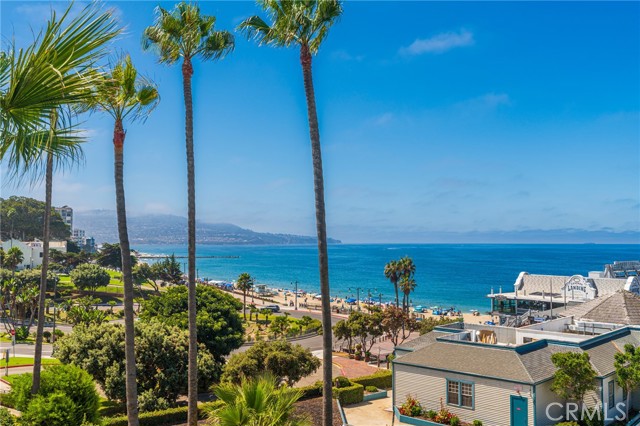 630 The Village, Redondo Beach CA: https://media.crmls.org/medias/0d9e0804-76ec-402f-91ec-bad54450b3cc.jpg