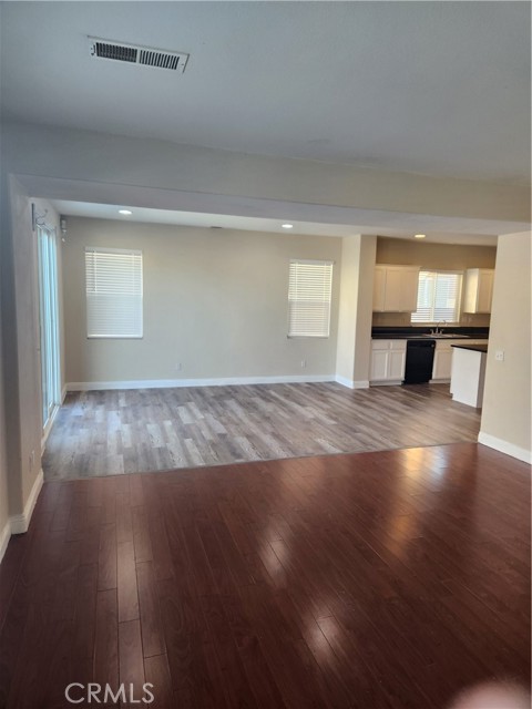 Detail Gallery Image 13 of 49 For 3506 Riverwalk Ct, Perris,  CA 92571 - 8 Beds | 3 Baths