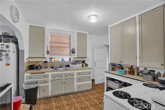 Detail Gallery Image 11 of 20 For 1643 W 46th St, Los Angeles,  CA 90062 - 3 Beds | 2 Baths