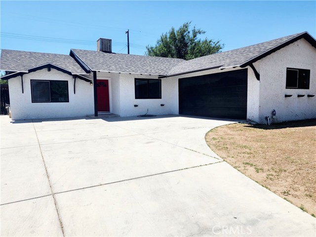 Detail Gallery Image 2 of 28 For 38621 2nd St, Palmdale,  CA 93550 - 3 Beds | 1/1 Baths