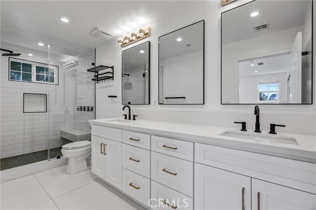 Detail Gallery Image 13 of 23 For 5248 Segals Way, Sherman Oaks,  CA 91411 - 4 Beds | 3/1 Baths