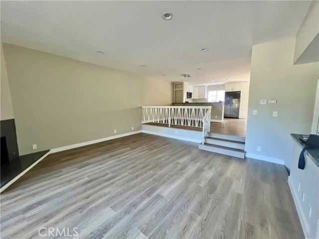 Detail Gallery Image 6 of 29 For 21730 Marylee St #27,  Woodland Hills,  CA 91367 - 3 Beds | 2/1 Baths