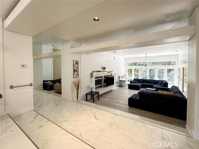 45700 Adler Lane, Temecula CA: https://media.crmls.org/medias/0da0042f-95cb-4ee6-b72e-324f782ef20b.jpg