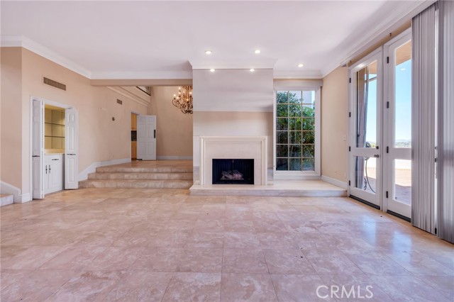 Detail Gallery Image 26 of 59 For 12305 Ridge, Los Angeles,  CA 90049 - 2 Beds | 2/1 Baths