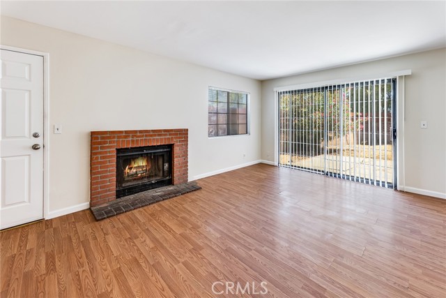 Detail Gallery Image 10 of 15 For 5546 Mclennan, Encino,  CA 91436 - 3 Beds | 2 Baths