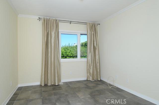 Detail Gallery Image 16 of 17 For 345 Palos Verdes Dr, Palos Verdes Estates,  CA 90274 - 4 Beds | 4 Baths