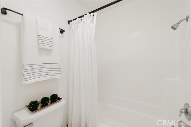 Detail Gallery Image 18 of 39 For 7890 E Spring St 13i,  Long Beach,  CA 90815 - 1 Beds | 1 Baths