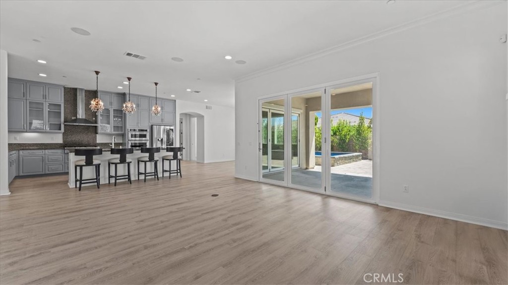 MLS #CV26136860 image #7