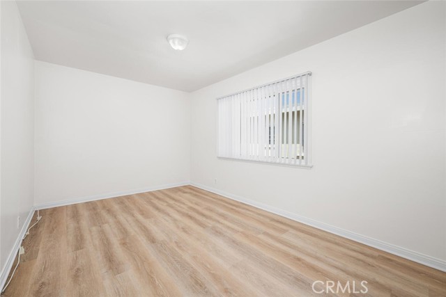 Detail Gallery Image 14 of 26 For 69 Glendora, Long Beach,  CA 90803 - – Beds | – Baths