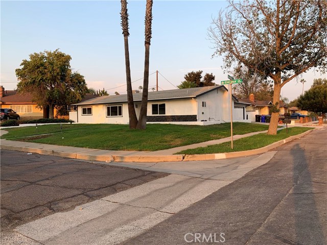 9127 Encina Ave, Fontana, CA 92335