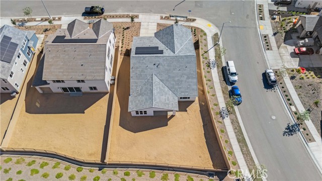30105 Hillside Place, Castaic CA: https://media.crmls.org/medias/0da4e43f-5f50-458f-b9b7-84451b04772f.jpg