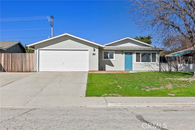 Detail Gallery Image 1 of 1 For 1179 Dorothy St, Paso Robles,  CA 93446 - 3 Beds | 2 Baths