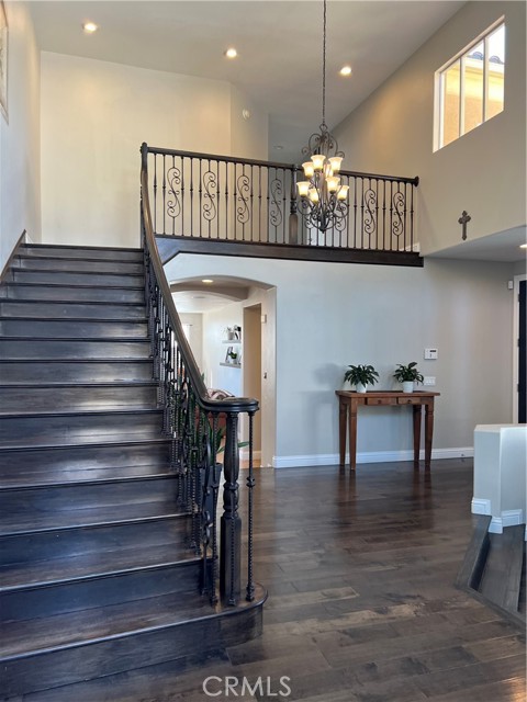 Detail Gallery Image 15 of 21 For 7420 Cliffside Ct, West Hills,  CA 91307 - 5 Beds | 5 Baths