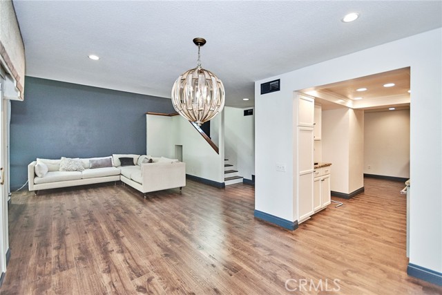 Detail Gallery Image 11 of 40 For 2853 Park Vista Ct, Fullerton,  CA 92835 - 3 Beds | 2/1 Baths