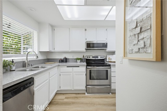 Detail Gallery Image 19 of 49 For 31 Dogwood, Aliso Viejo,  CA 92656 - 2 Beds | 1/1 Baths