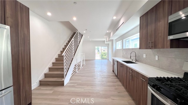 5637 Klump Avenue, North Hollywood (los Angeles), California 91601, 3 Bedrooms Bedrooms, ,3 BathroomsBathrooms,Residential Lease,For Rent,5637 Klump Avenue,CRSR24235053