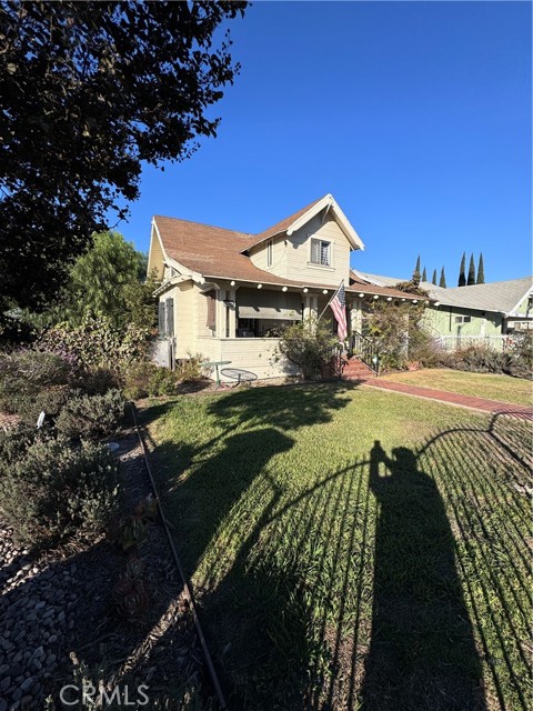 Detail Gallery Image 2 of 8 For 3505 E Cesar E Chavez Ave, Los Angeles,  CA 90063 - 3 Beds | 1/1 Baths