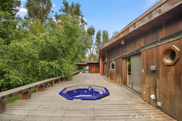 29240 Palos Verdes Drive East, Rancho Palos Verdes CA: https://media.crmls.org/medias/0da888eb-fd92-4f4a-9bcd-a58a1f596383.jpg