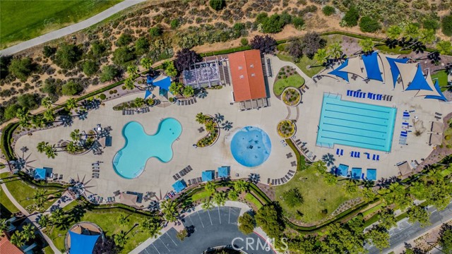 35317 Trevino Trail, Beaumont CA: https://media.crmls.org/medias/0da93b97-a22a-41a5-b889-4e3b1288ae6b.jpg