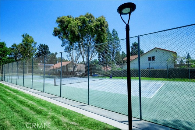 16329 Cherry Fall Lane, Cerritos CA: https://media.crmls.org/medias/0daabce0-4409-4750-aa44-c50d0c17b26b.jpg
