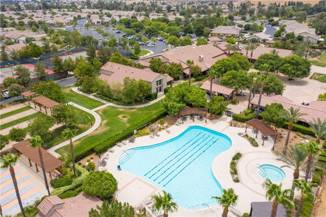 197 Inkster Way, Hemet CA: https://media.crmls.org/medias/0daabedc-2cd2-4dbf-a9cf-5e27818aef26.jpg