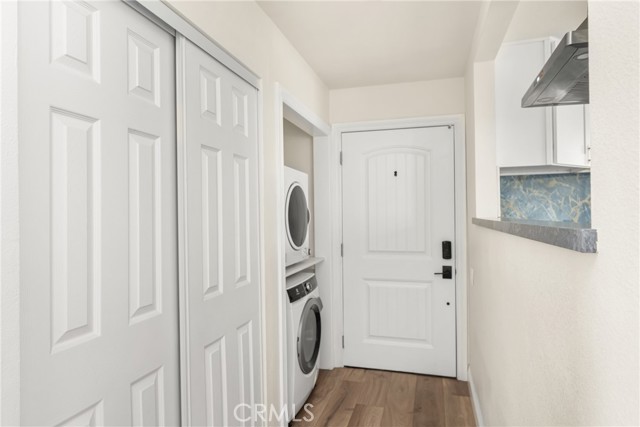 17110 Bluewater Lane, Huntington Beach CA: https://media.crmls.org/medias/0daae276-2507-451f-9baf-04876e1336bf.jpg
