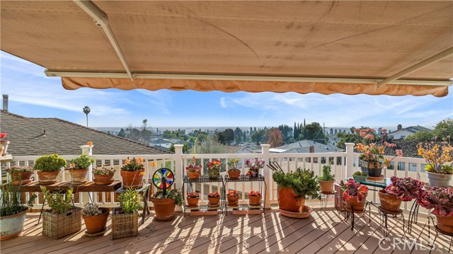 5643 Panorama Drive, Whittier CA: https://media.crmls.org/medias/0daaefc4-5afb-4c00-9368-1f3316463e33.jpg