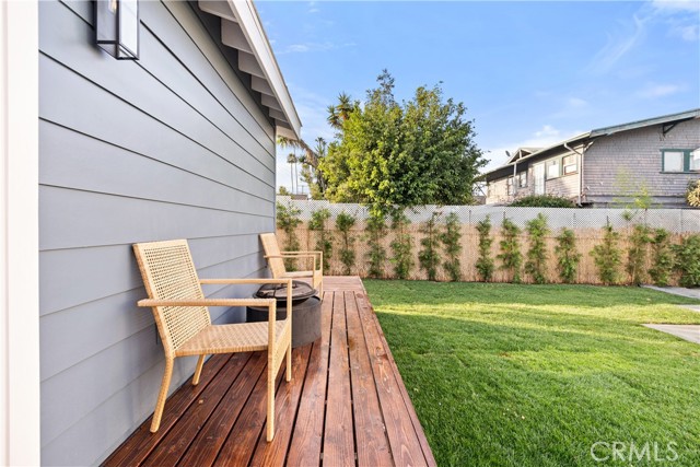 229 S Kingsley Drive, Los Angeles CA: https://media.crmls.org/medias/0dab1c63-acd4-4db7-ace1-c60ef6ada6a8.jpg