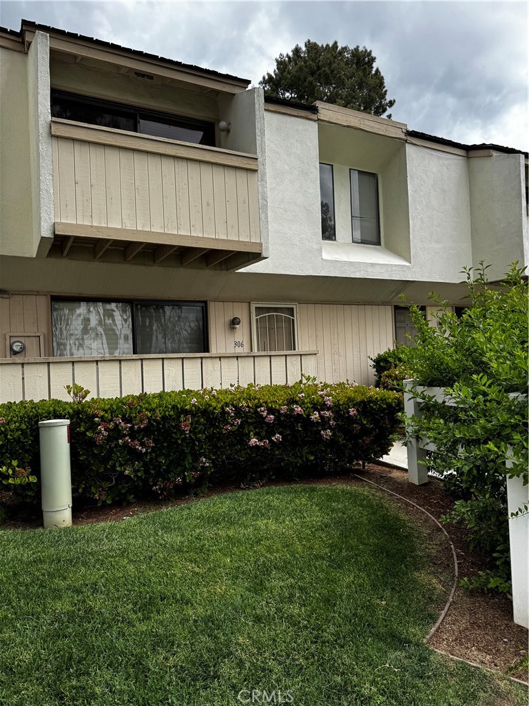 306 Calico Court