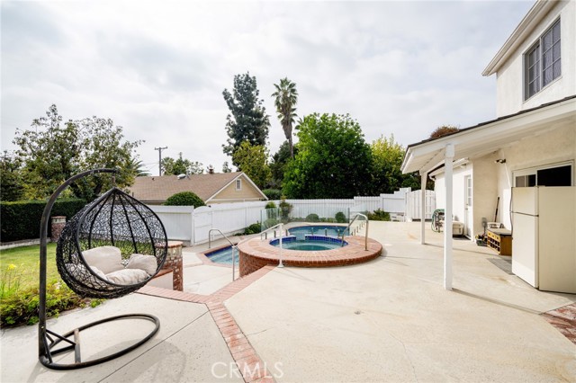 Detail Gallery Image 40 of 46 For 222 W Kenneth, Glendale,  CA 91202 - 4 Beds | 4 Baths