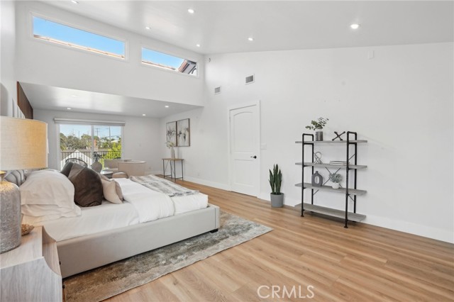 2501 N Poinsettia Avenue, Manhattan Beach CA: https://media.crmls.org/medias/0dac89e9-3713-4ee3-9c66-85d062e875e1.jpg