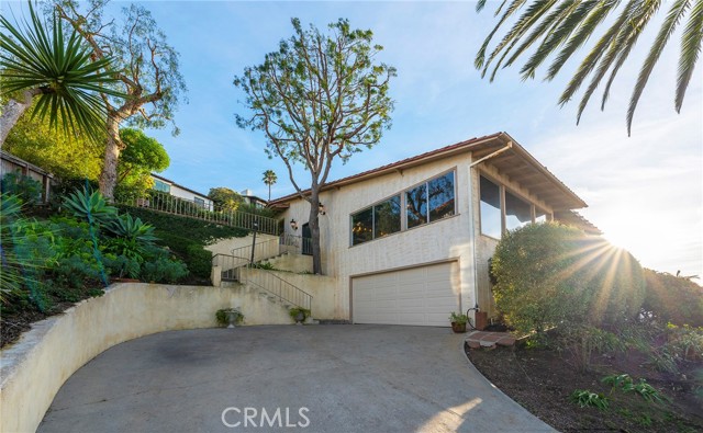 536 Via Almar, Palos Verdes Estates, California 90274, 3 Bedrooms Bedrooms, ,2 BathroomsBathrooms,Residential,For Sale,Via Almar,PV25038617