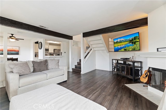 13104 Glen Ct, Chino Hills CA: https://media.crmls.org/medias/0dad374f-e892-4e46-9e6c-77b9ff852be7.jpg