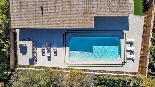 Detail Gallery Image 18 of 39 For 18829 Paseo Nuevo Dr, Tarzana,  CA 91356 - 4 Beds | 4/1 Baths