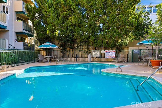 4501 Cedros Avenue, 330 photo 36