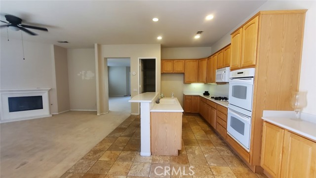 Detail Gallery Image 19 of 29 For 1692 Rose Ave, Beaumont,  CA 92223 - 4 Beds | 2 Baths