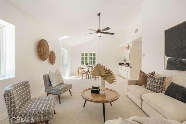 Image 52 of 65 For 18571 Buena Vista