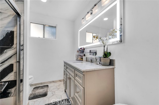 Detail Gallery Image 23 of 26 For 14934 Dickens St #4,  Sherman Oaks,  CA 91403 - 1 Beds | 1 Baths