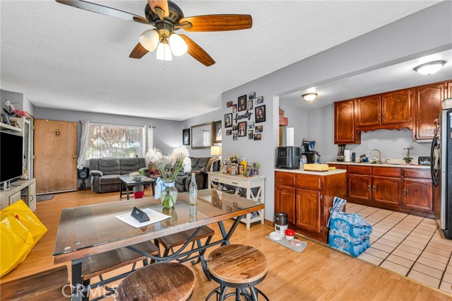 2660 Newell Street, County - Los Angeles CA: https://media.crmls.org/medias/0db132e2-1d62-467c-89e9-56b238f3b553.jpg