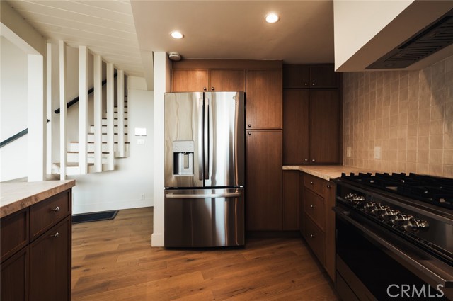 Detail Gallery Image 12 of 33 For 8448 Franklin, Los Angeles,  CA 90069 - 4 Beds | 3/1 Baths