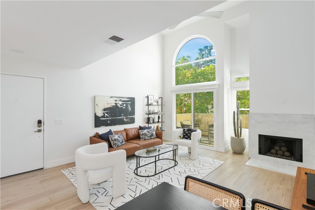 Detail Gallery Image 3 of 30 For 17202 Corbina #209,  Huntington Beach,  CA 92649 - 1 Beds | 1 Baths