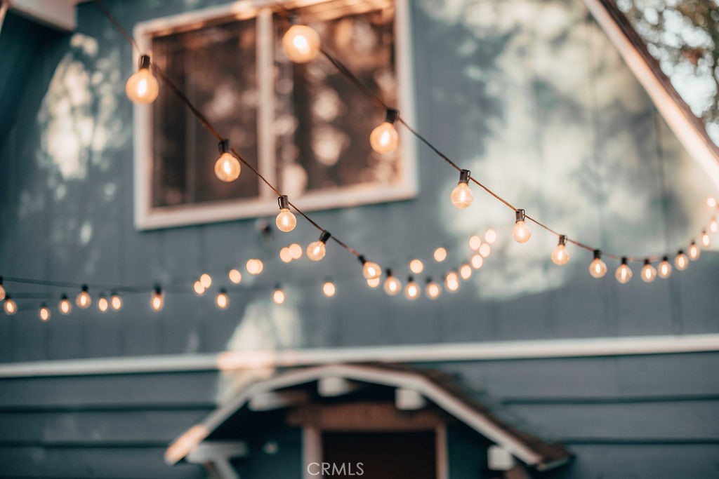 https://media.crmls.org/medias/0db399f8-5598-4c7c-9971-44921379563d.jpg?preset=X-Large