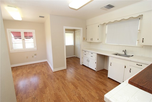 Detail Gallery Image 4 of 19 For 3641 Adams Street, Riverside,  CA 92504 - 2 Beds | 1 Baths