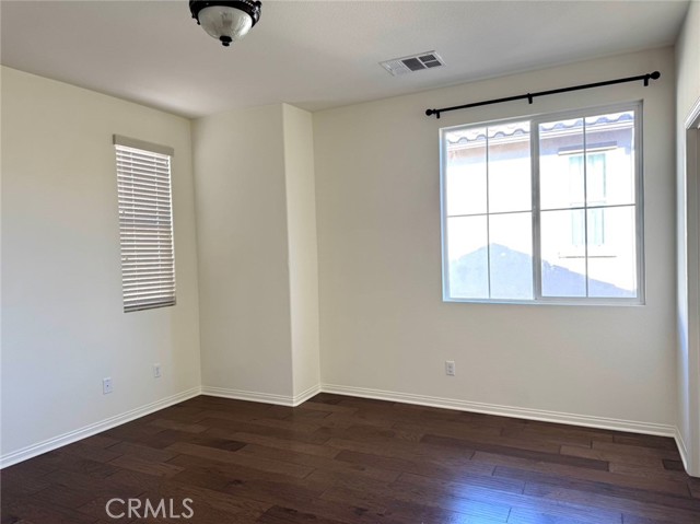 Detail Gallery Image 31 of 42 For 735 Banyan Way, Pomona,  CA 91767 - 3 Beds | 3/1 Baths