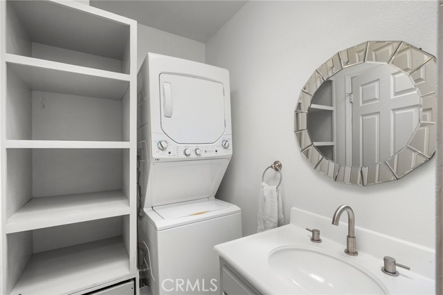 Detail Gallery Image 25 of 37 For 11274 Morrison St #2,  North Hollywood,  CA 91601 - 2 Beds | 2/1 Baths