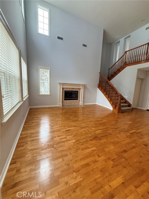 Detail Gallery Image 5 of 42 For 3 New Dawn, Irvine,  CA 92620 - 5 Beds | 5/1 Baths