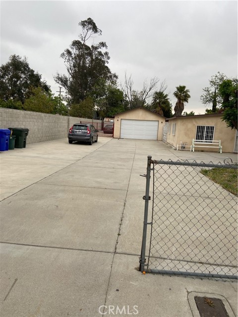 9407 Juniper Ave, Fontana, CA 92335