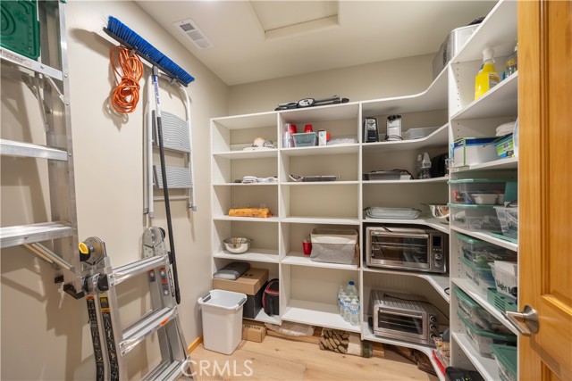 1306 Balsam Drive, Big Bear Lake, CA 92315
